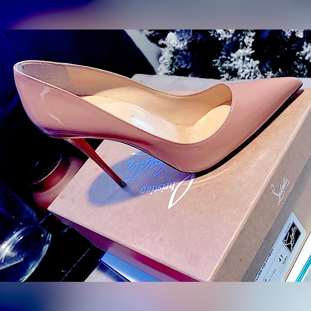 Christian Lous size 40 brand new!